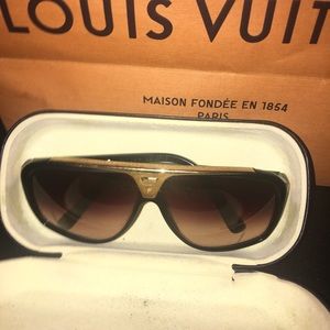 Louis Vuitton Men’s sunglasses
